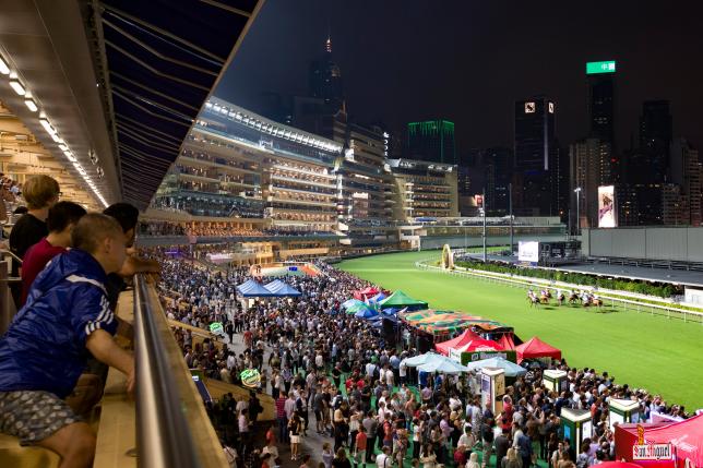 Hong Kong, entre tradition, business et mécénat