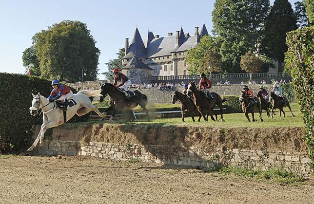 Pompadour Citadelle en Limousin